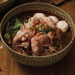 ก๋วยเตี๋ยวเรือสันคอหมูหม่าล่า