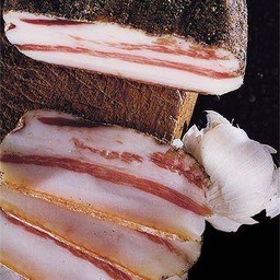 Guanciale Amatriciano – Southern Pork Cheek whit Pepper