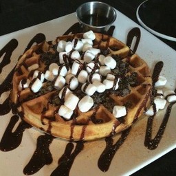 วาฟเฟิล มาชเมลโล่+ช็อคชิพ (ช็อคซอส)