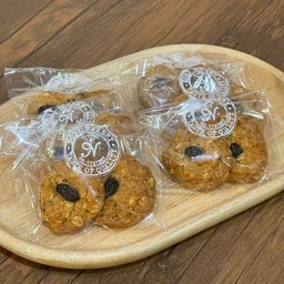 OAT MEAL & RASIN COOKIES