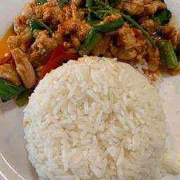 ข้าวราดพริกแกงไก่