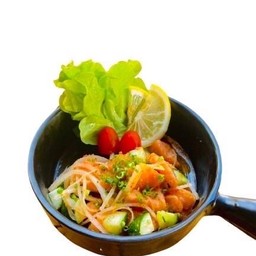 ยำแซลมอน