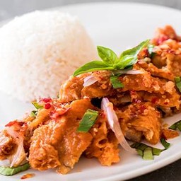 ข้าวยำไก่แซ่บ