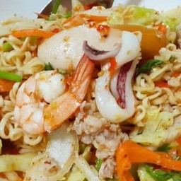 ยำมาม่าร่วมมิตร