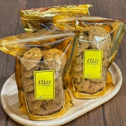 CHOCOLATE-CHIP COOKIES
