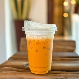 Au Cafe' and Restaurant