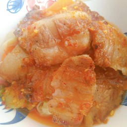 เกี๊ยวหมูเด้งลาดน้ำจ้ิมสุกกี้หอมๆต้องลอง