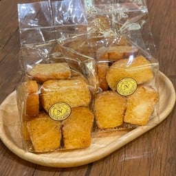 SUGAR-BUTTER BISCUIT