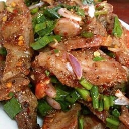 น้ำตกหมู