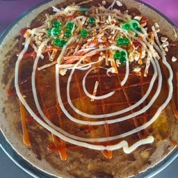เครปญี่ปุ่นนมสดไส้ทะลัก By จรเข้สามพัน -