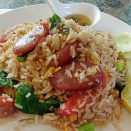 ข้าวผัดกุนเชียง