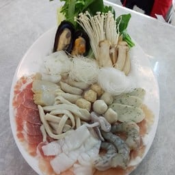 หม้อไฟชุดรวมมิตร