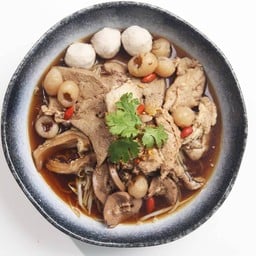 เตี๋ยวตุ๋นรวมหมู พรีเมี่ยม