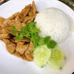 หมูผัดกระเทียม