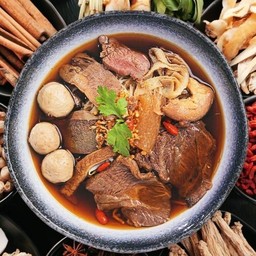 [อร่อยซ่ากับโค้ก] เกาเหลารวมเนื้อ +  โค้ก ออริจินัล (กระป๋อง)