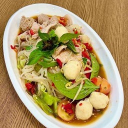 ตำก๋วยเตี๋ยวLineman
