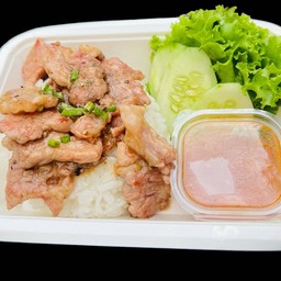 ข้าวหมูน้ำมันหอย+ไข่ดาว