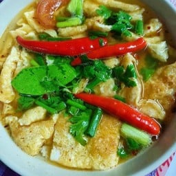 ต้มยำไข่เจียว