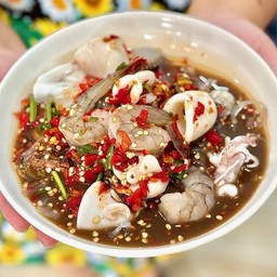 ยำรวมทะเลกุ้งสด01