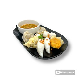 ลูกชิ้นลวกจิ้ม