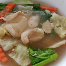 ราดหน้าไก่