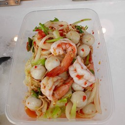 ยำม่าม่ากุ้งสด