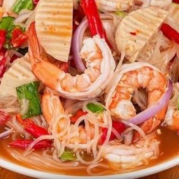 ยำเส้นเล็กกุ้งสุกหมูยอ