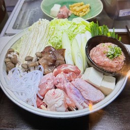Tori  Paitan Nabe