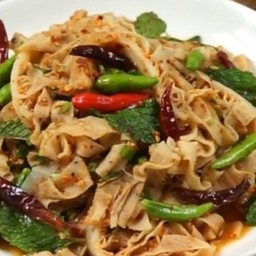 ลาบสไบนางสุก ขม-เปรี้ยว