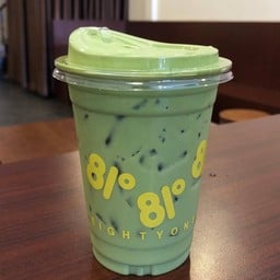 Matcha Latte with Coconut Water มัทฉะลาเต้น้ำมะพร้าว (มีนม)