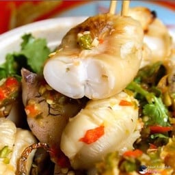 ไข่ปลาหมึกย่าง