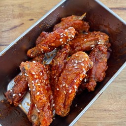 ปีกไก่ซอสเผ็ดเกาหลี