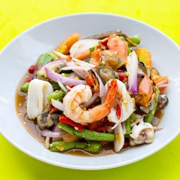 ส้มตำผู้บ่าว