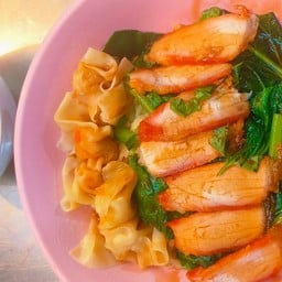 บะหมี่เก๊ยวหมูแดง