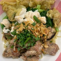 เกี๊ยว ปู หมููตุ๋นน้ำ