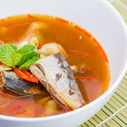 ต้มยำปลากระป๋อง