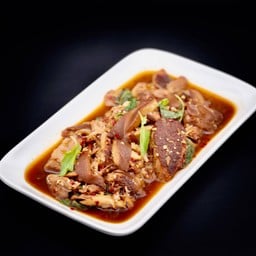 กะเพราขาหมู