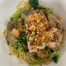 บะหมี + เกี๋ยว หมูตุ๋น