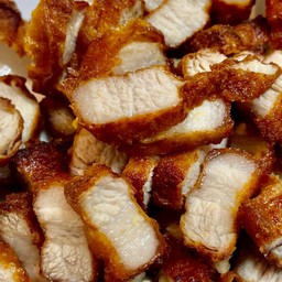 ข้าวหมูทอด ฟินฟิน