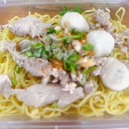 ก๋วยเตี๋ยวหมูรวม