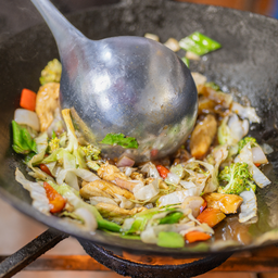 ผัดผักรวมมิตร