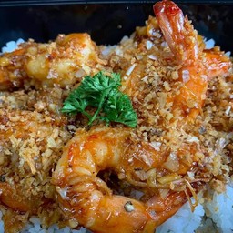 กุ้งกระเทียมราดข้าว