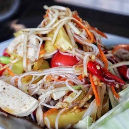 ตำซั่วหมูยอ