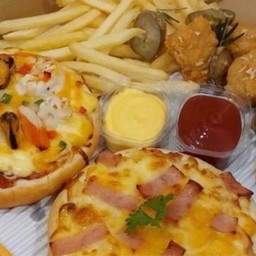 Pizza Mania ( พิซซ่ามาเนีย) ลาดกระบัง