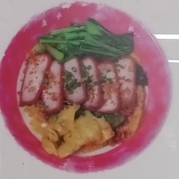 บะหมี่ หมูแดง หมูกรอบ