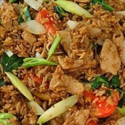 ข้าวผัดโบราญ(ซีอิ้วดำ)
