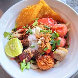 [ใหม่!]เส้นปลาลูกชิ้นแคระเย็นตาโฟต้มยำ