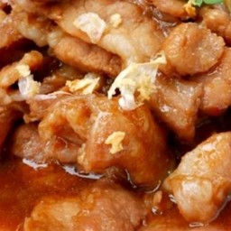 ข้าว ราดหมูชิ้นผัดน้ำมันหอย