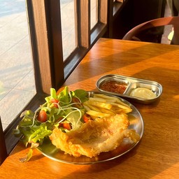 สเต็กปลาดอลลี่