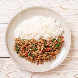 ข้าวกระเพรา แถมไข่ดาวทุกเมนู